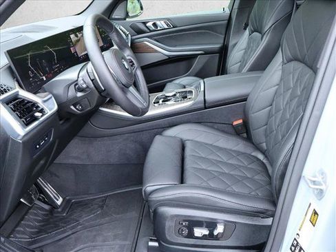 Used 2026 BMW X5 xDrive40i w/ M Sport Package AWD/4WD image 22