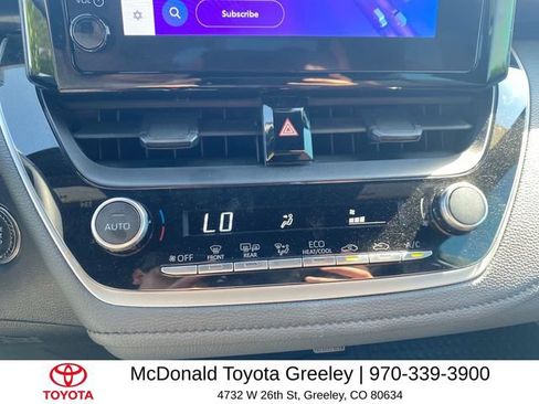Used 2024 Toyota Corolla SE w/ SE Premium Package FWD image 19