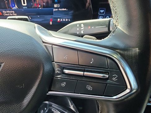 Used 2024 Chevrolet Traverse LT w/ Enhanced Driving Package image 13