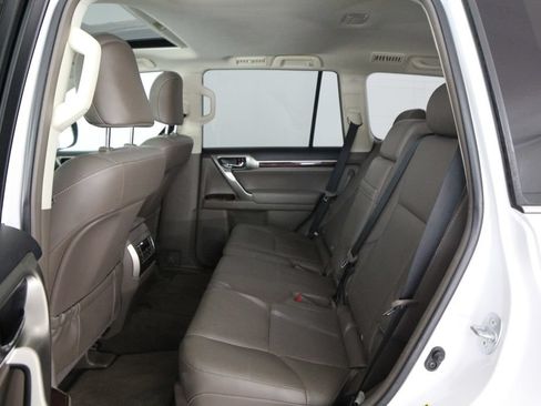 Used 2011 Lexus GX 460 w/ Comfort Plus Pkg AWD/4WD image 40
