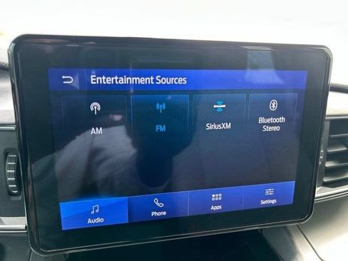 Used 2023 Ford Explorer XLT w/ Equipment Group 202A AWD/4WD image 24