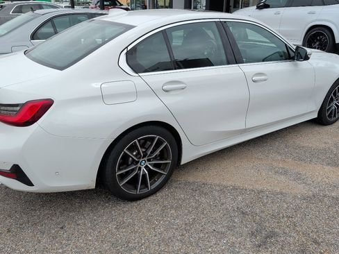 Used 2020 BMW 330i xDrive Sedan w/ Convenience Package AWD/4WD image 13