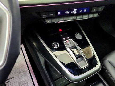 Used 2024 Audi Q4 e-tron Premium Plus w/ Premium Plus image 37