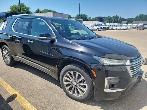 Used 2023 Chevrolet Traverse Premier w/ LPO, Floor Liner Package AWD/4WD image 2