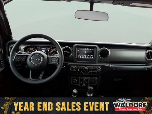 Used 2023 Jeep Gladiator Sport image 12