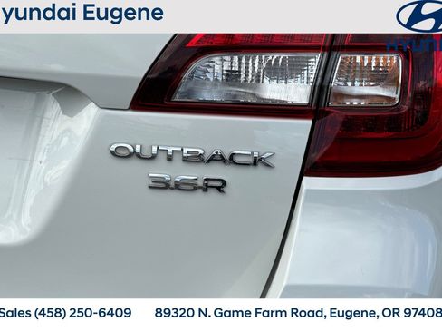 Used 2017 Subaru Outback 3.6R Limited AWD/4WD image 39