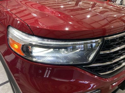 Used 2020 Ford Explorer XLT w/ Equipment Group 202A image 20