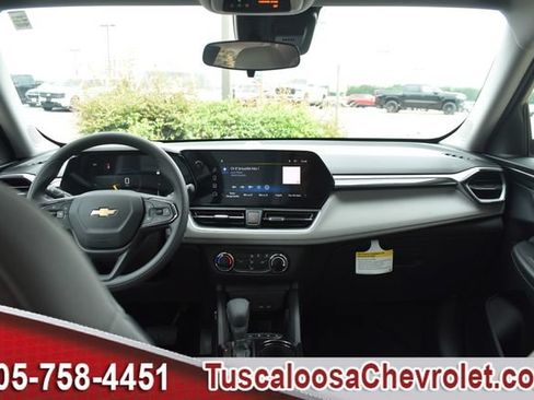 New 2026 Chevrolet TrailBlazer LS w/ LS Convenience Package FWD image 3