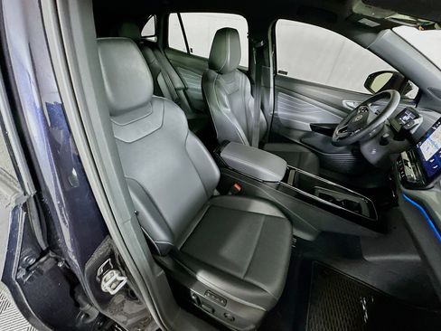 Used 2023 Volkswagen ID.4 Pro S image 32