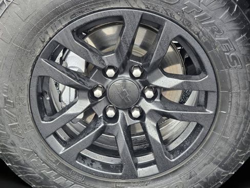 Used 2019 Chevrolet Silverado 1500 LT w/ All-Star Edition image 28