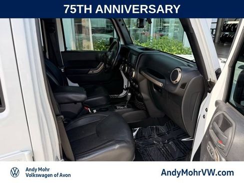 Used 2016 Jeep Wrangler Unlimited Sahara AWD/4WD image 13