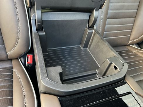 Used 2026 GMC Yukon Denali Ultimate AWD/4WD image 25