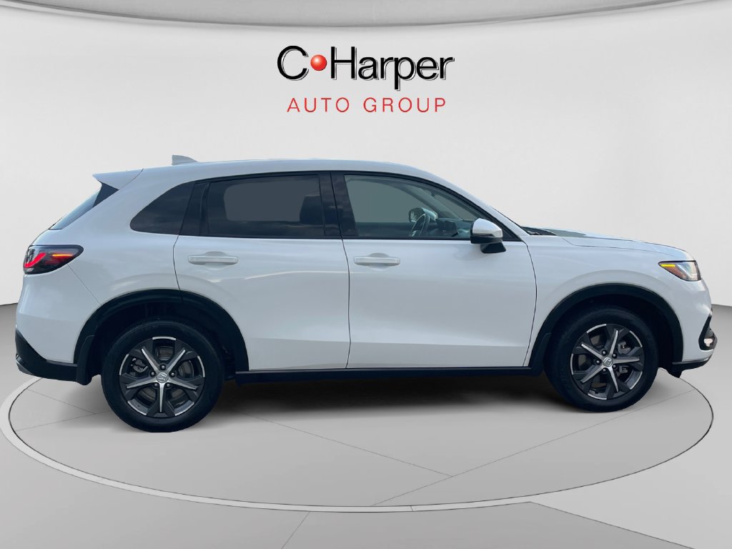 Certified 2024 Honda HR-V EX-L image 2