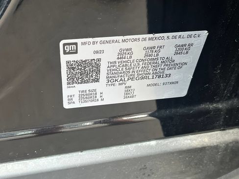 Used 2024 GMC Terrain SLT FWD image 30