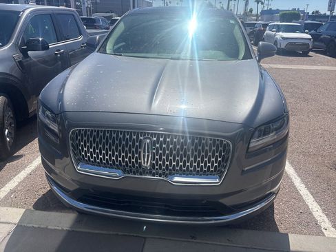 Used 2022 Lincoln Nautilus Reserve w/ Equipment Group 201A image 6