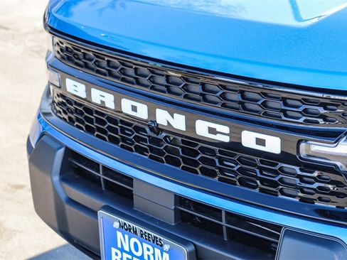 Used 2025 Ford Bronco Sport Outer Banks image 5