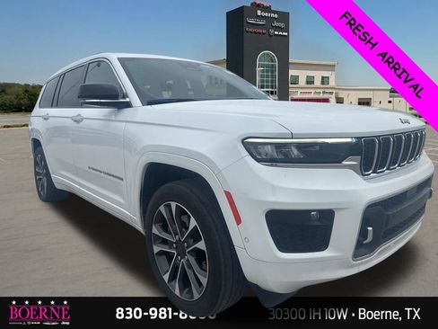 Used 2023 Jeep Grand Cherokee L Overland w/ Luxury Tech Group IV AWD/4WD image 7