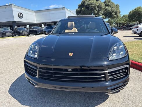 Used 2021 Porsche Cayenne AWD/4WD image 8