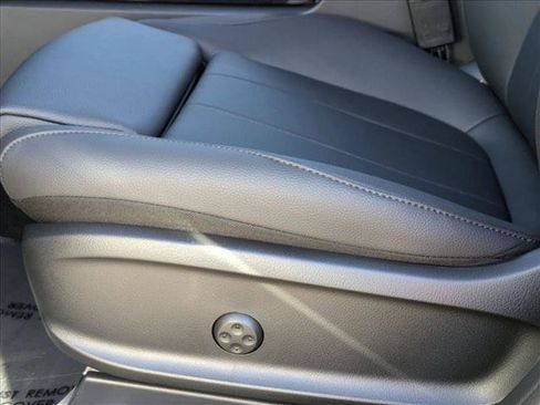 Certified 2026 Mercedes-Benz GLA 250 image 4
