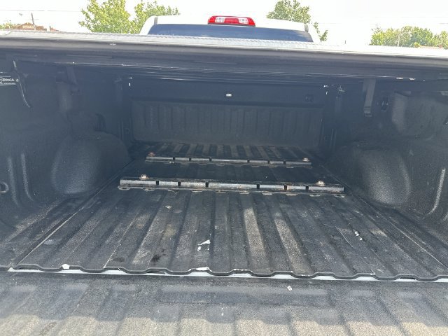 Certified 2018 GMC Sierra 2500 SLT w/ Snow Plow Prep Package AWD/4WD image 23