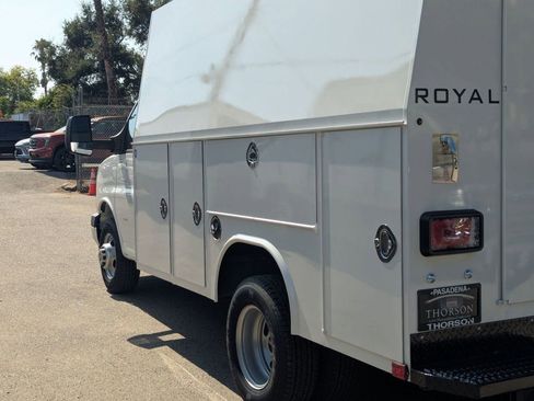 New 2025 GMC Savana 3500 w/ Power Convenience Package image 14