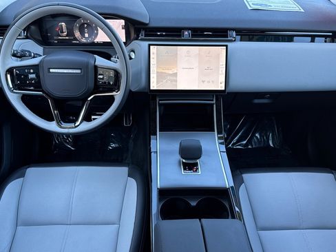 Certified 2025 Land Rover Range Rover Velar Dynamic SE image 14