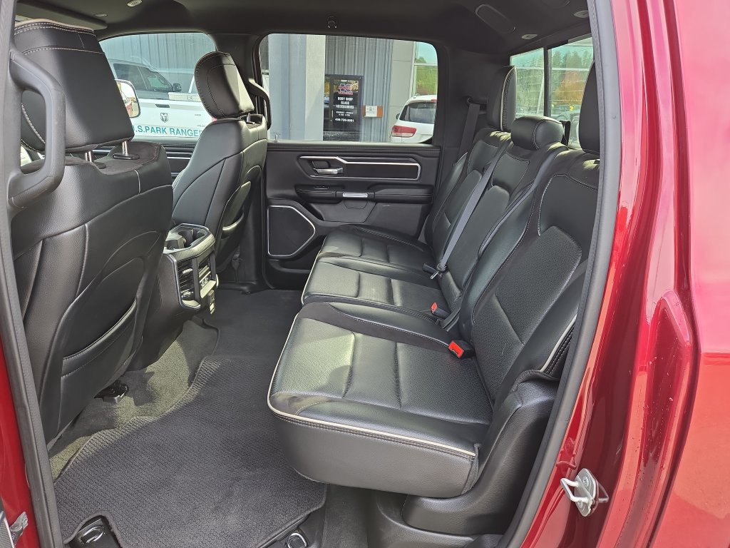 Used 2023 RAM 1500 Laramie AWD/4WD image 15