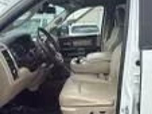 Used 2014 RAM 1500 Laramie AWD/4WD image 10