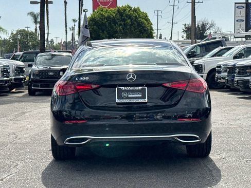 Used 2022 Mercedes-Benz C 300 Sedan image 11