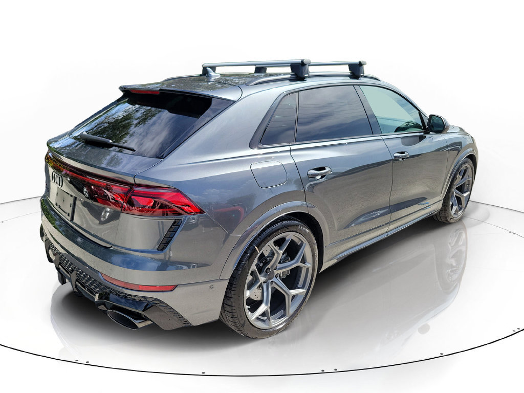 New 2027 Audi RS Q8 performance AWD/4WD image 4