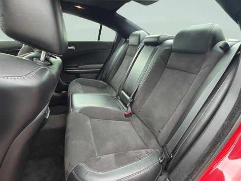 Used 2015 Dodge Charger R/T RWD image 29