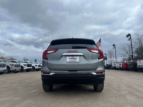 Used 2023 GMC Terrain SLT AWD/4WD image 7