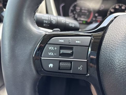 Used 2025 Honda Pilot EX-L image 26