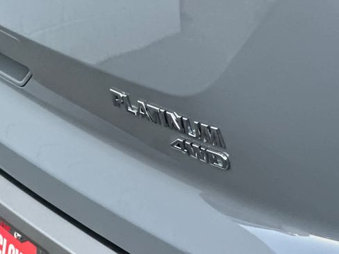 New 2025 Nissan Pathfinder Platinum image 33