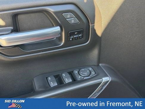 Used 2020 GMC Sierra 1500 AT4 w/ AT4 Premium Package AWD/4WD image 17