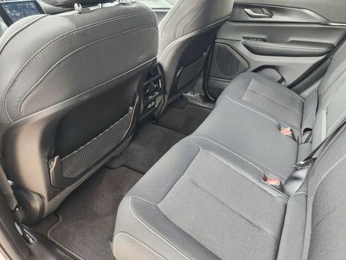 New 2026 Jeep Grand Cherokee Laredo X AWD/4WD image 22