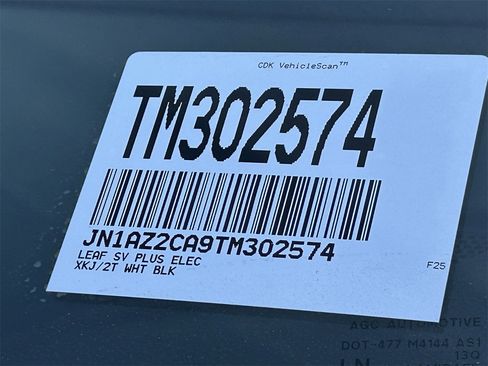 New 2026 Nissan Leaf SV+ image 35