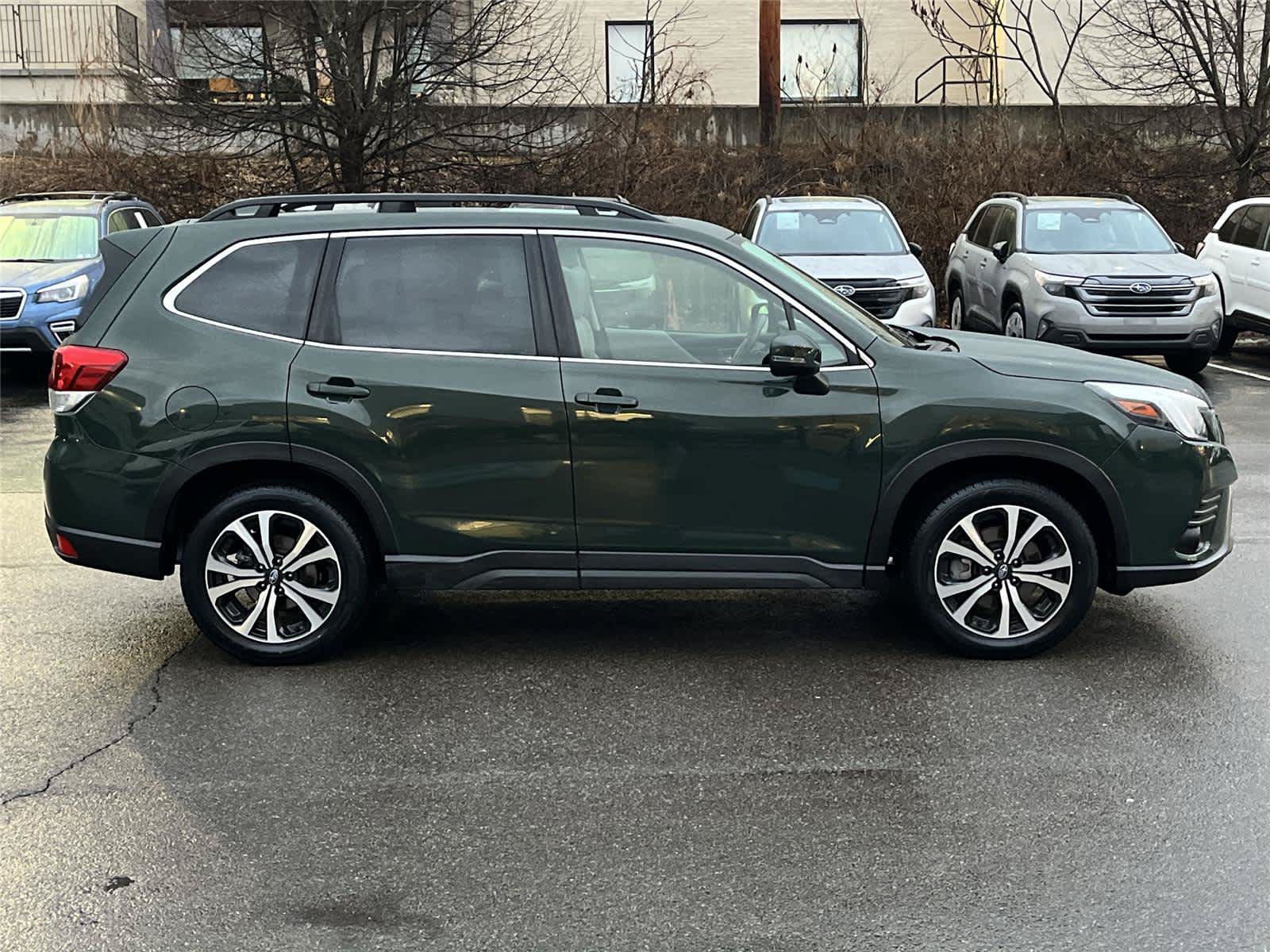 Used 2023 Subaru Forester Limited AWD/4WD image 6