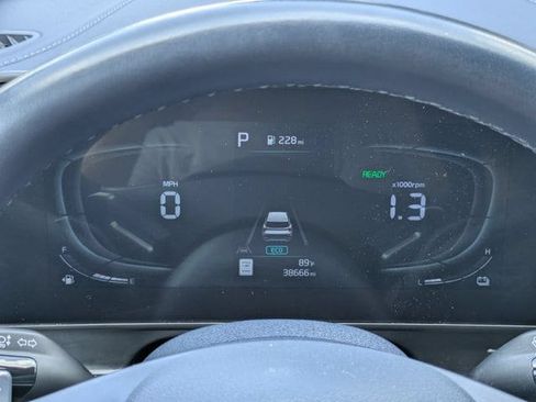 Used 2025 Kia Sportage EX AWD/4WD image 27