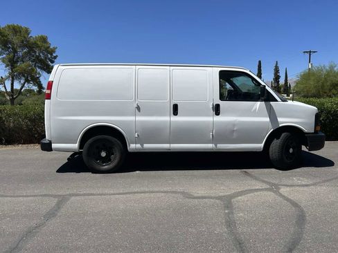 Used 2013 Chevrolet Express 1500 w/ Power Package image 5