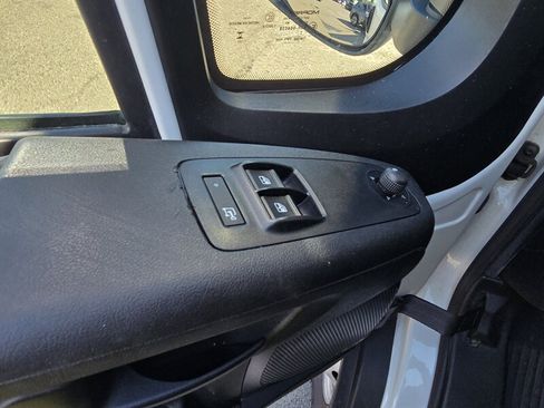 Used 2023 RAM ProMaster 2500 FWD image 18