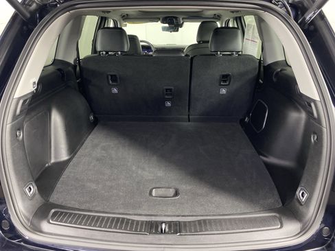 Used 2022 Jeep Grand Cherokee Limited 4xe w/ Luxury Tech Group II image 36