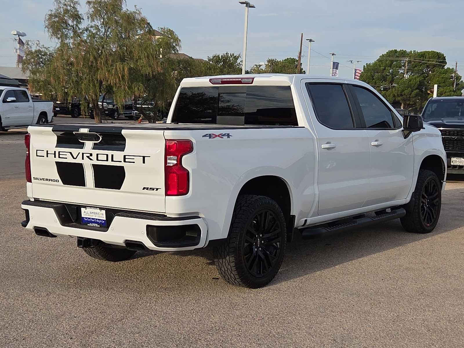 Used 2024 Chevrolet Silverado 1500 RST w/ Rally Edition AWD/4WD image 8