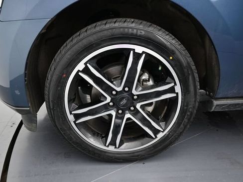 Certified 2019 Ford Expedition Limited w/ Equipment Group 303A AWD/4WD image 9