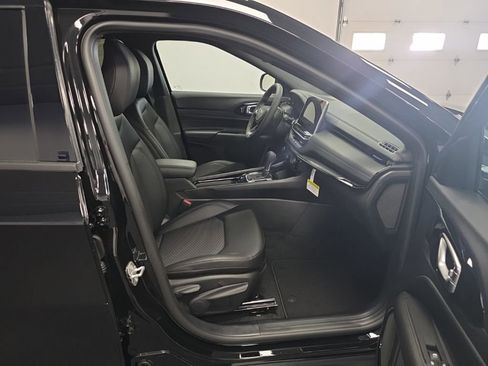 New 2026 Jeep Compass Latitude image 18