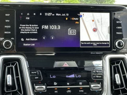 Used 2023 Kia Sorento S w/ Panoramic Sunroof Package AWD/4WD image 12