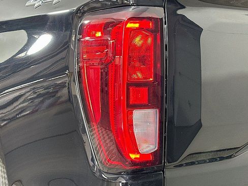 Used 2023 GMC Sierra 1500 Elevation AWD/4WD image 23