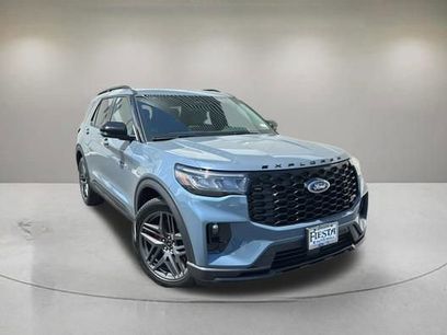 New 2026 Ford Explorer ST w/ Sun And Sound Package