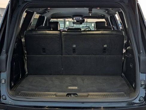 Used 2024 Jeep Wagoneer Series II w/ Flexible Seating Group RWD image 28