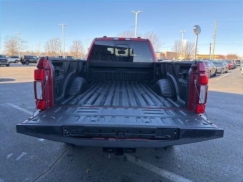 Certified 2022 Ford F250 Lariat w/ Black Appearance Package image 12